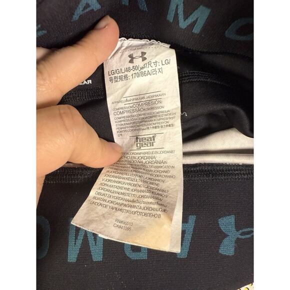 Under Armour Women's Compression Heat Gear Athletic Capri Leggings Size Large - Picture 7 of 10